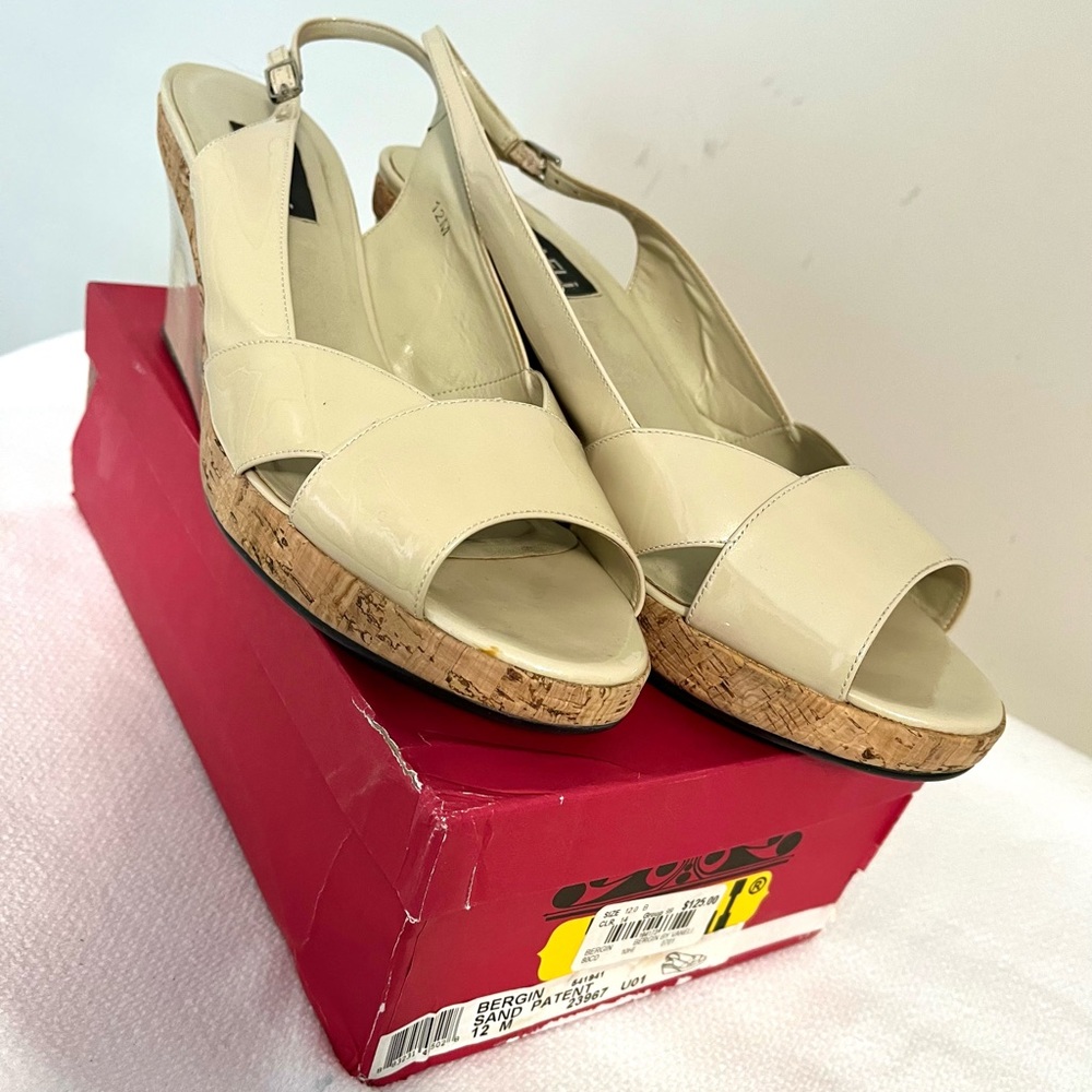 12M VANELI Nude Patent Wedge Sandal - Picture 5 of 7
